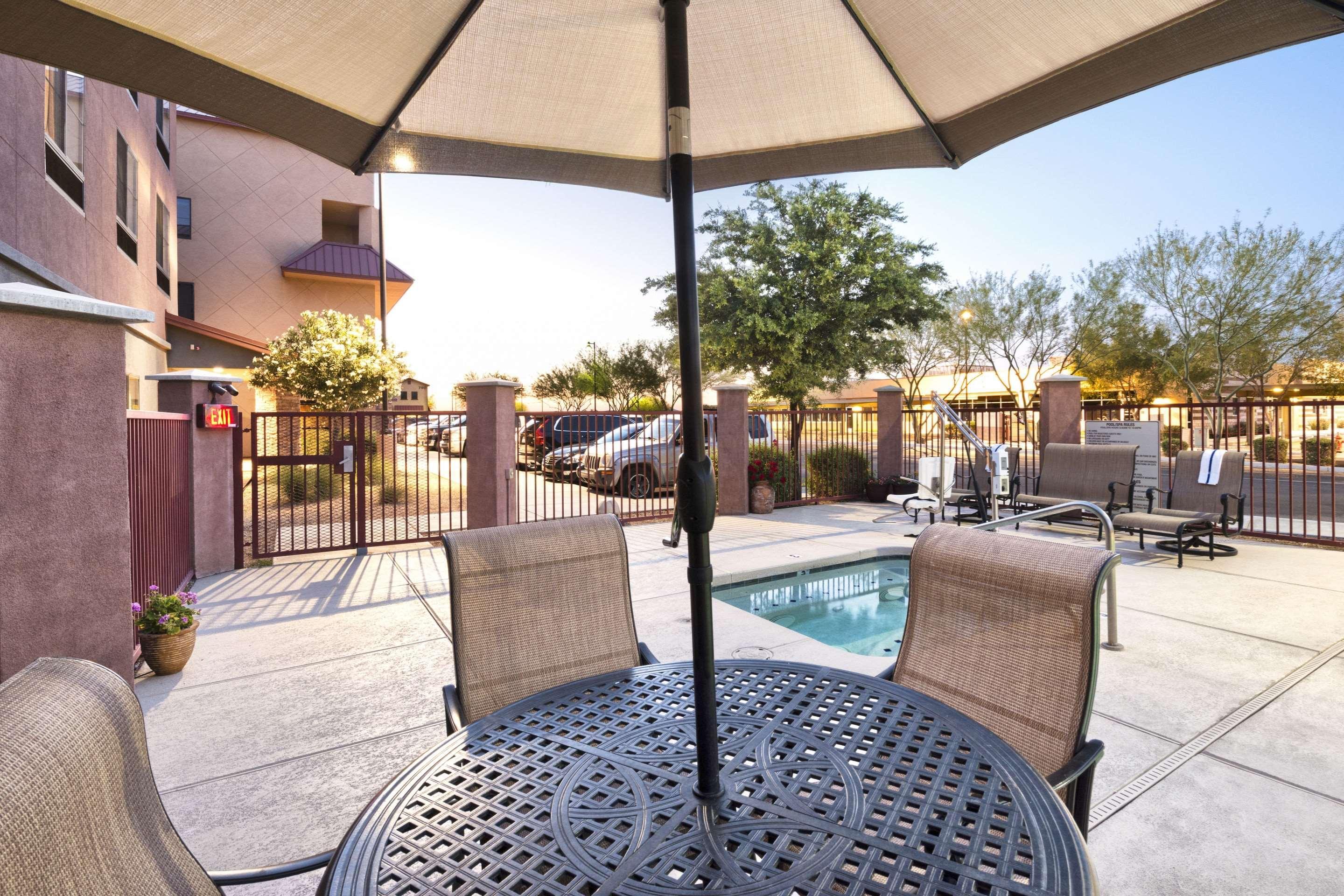 Comfort Suites Goodyear-West Phoenix Екстер'єр фото